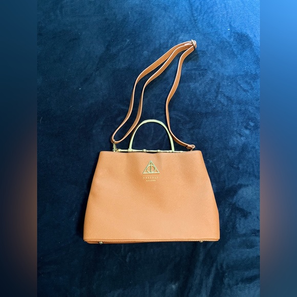 NWOT Loungefly Limited Edition Harry Potter Deadly Hallows Wand Handbag - Picture 5 of 16